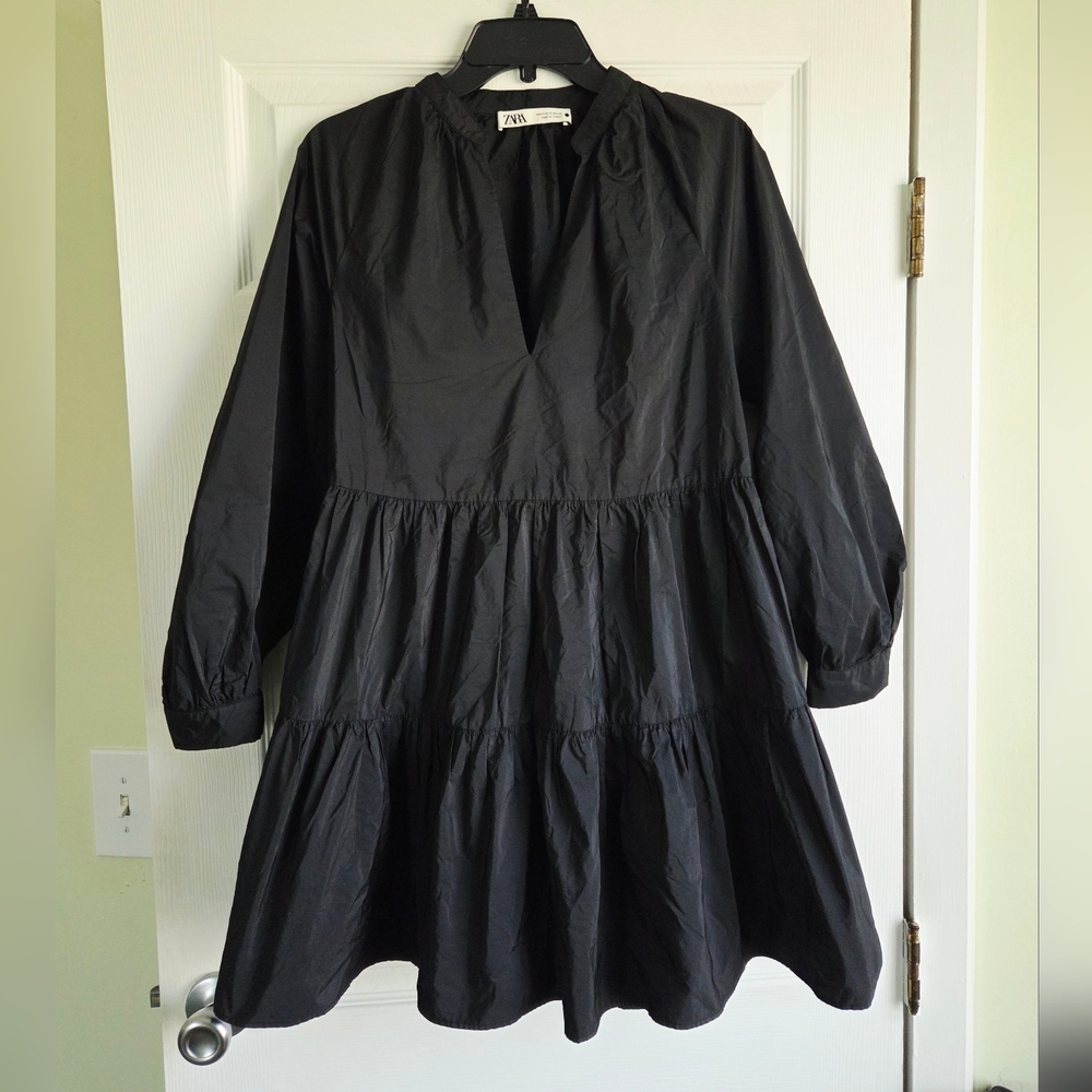 ZARA ✨️ Tiered Voluminous Black Taffeta Dress Size S